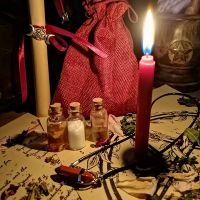 Talismane und Kerzen machen